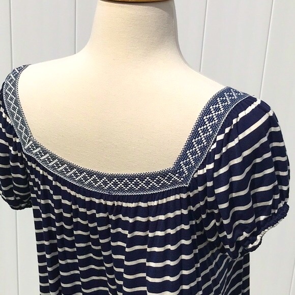 NWT Max Studio Navy Blue and White Striped Shirt Size Medium - Picture 6 of 13